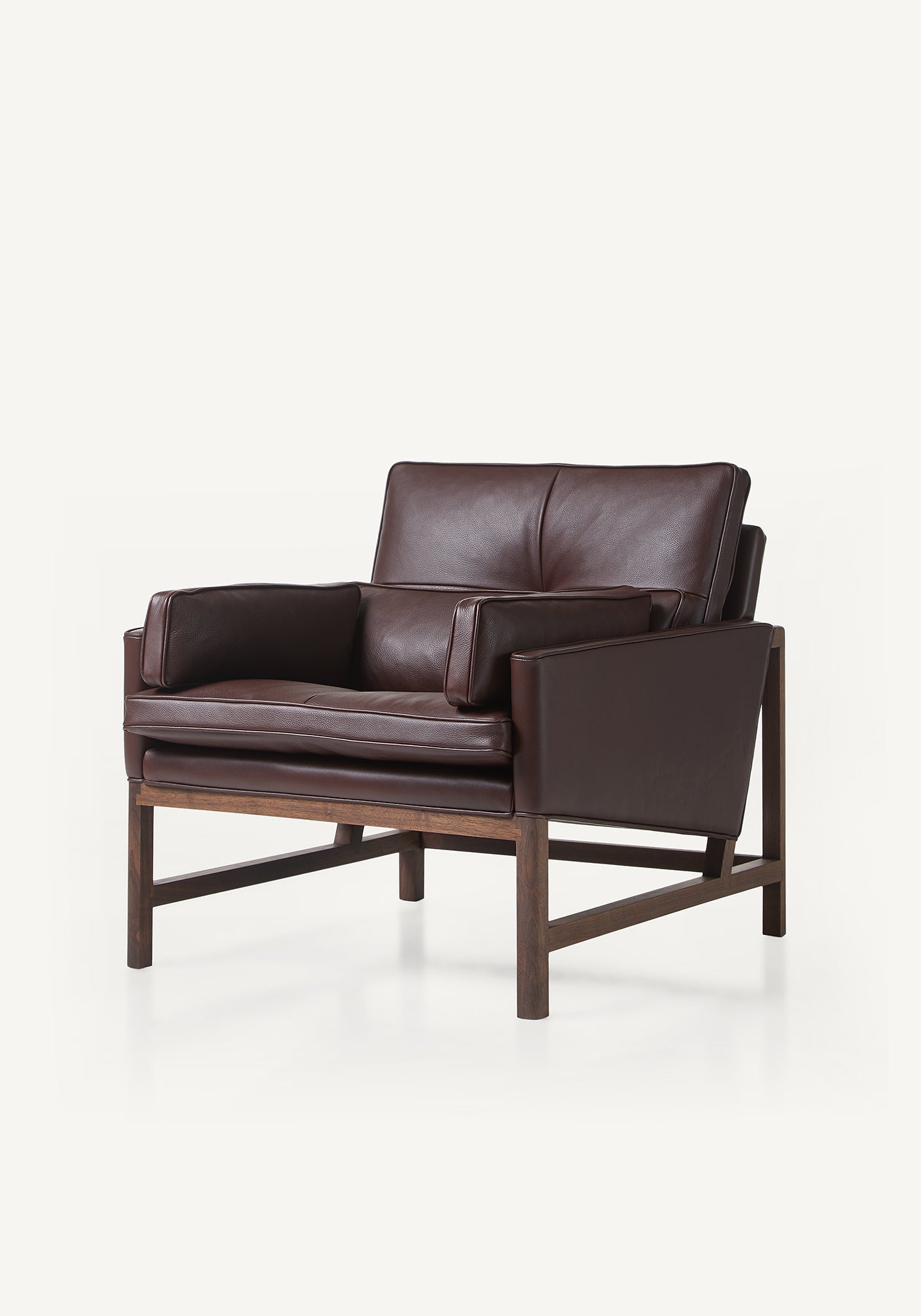 Wood Frame Lounge Chair